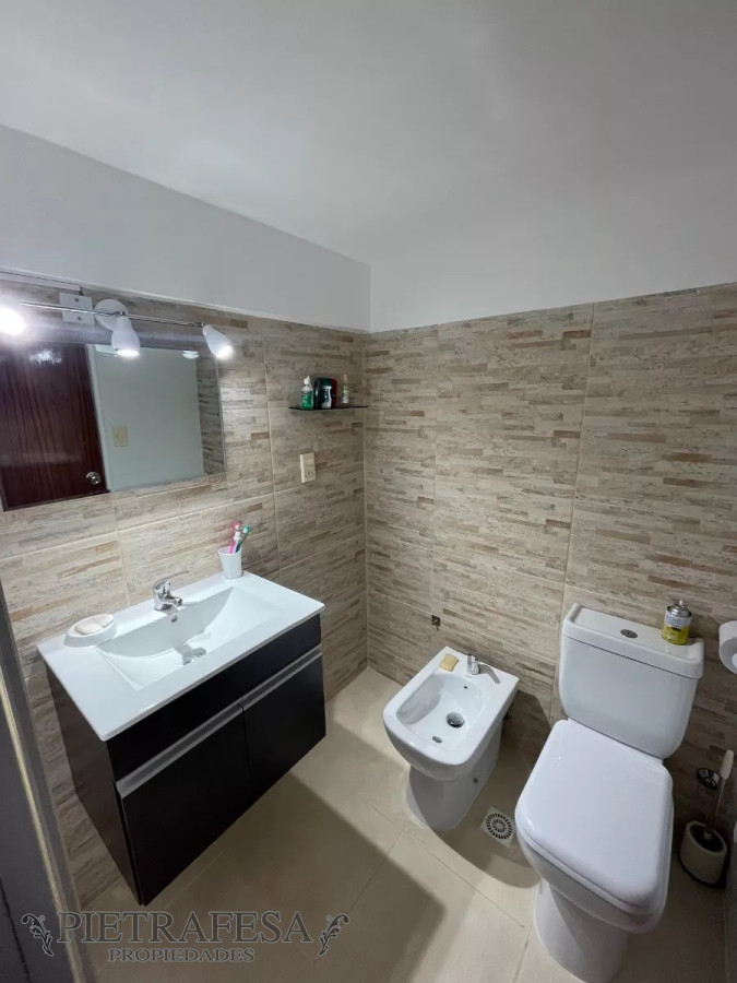 Apartamento ID.7989 - Apartamento en venta 2 dormitorios, 2 baños, balcón y garaje-21 De Setiembre -Punta Carretas