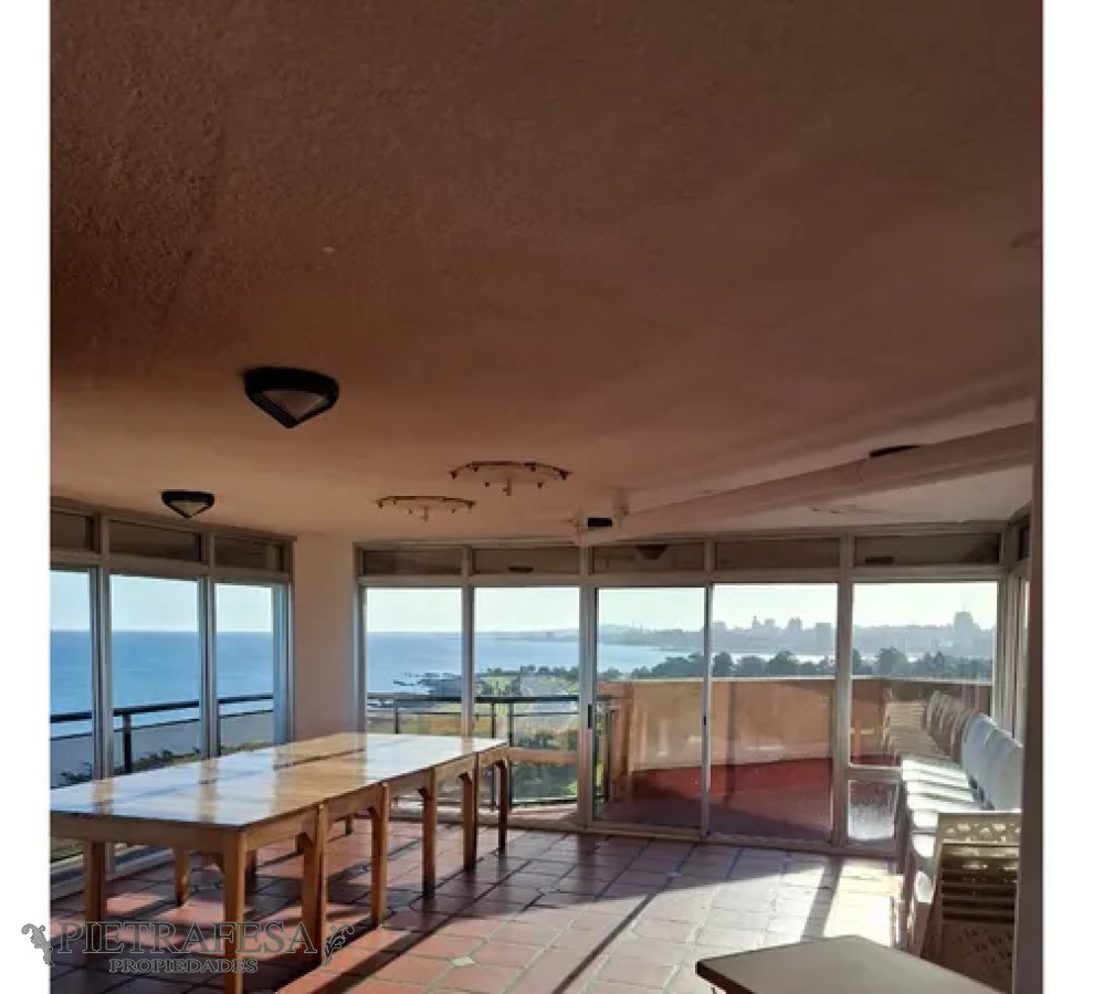Apartamento ID.13822 - Apartamento en alquiler, 1 dormitorio, 1 baño, balcón, garaje. Punta Carretas