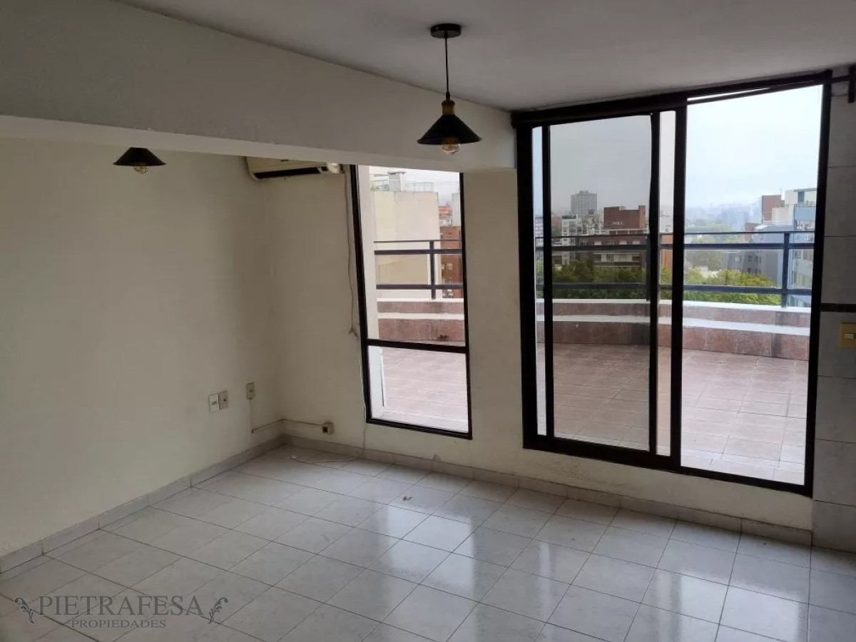 Apartamento ID.10735 - Apto en venta con renta 1 dormitorio, 1 baño, terraza- Tres Cruces.