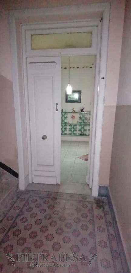 Apartamento ID.3023 - Apartamento en venta, 2 dormitorios, 1 baño, Cerro Largo, Centro.