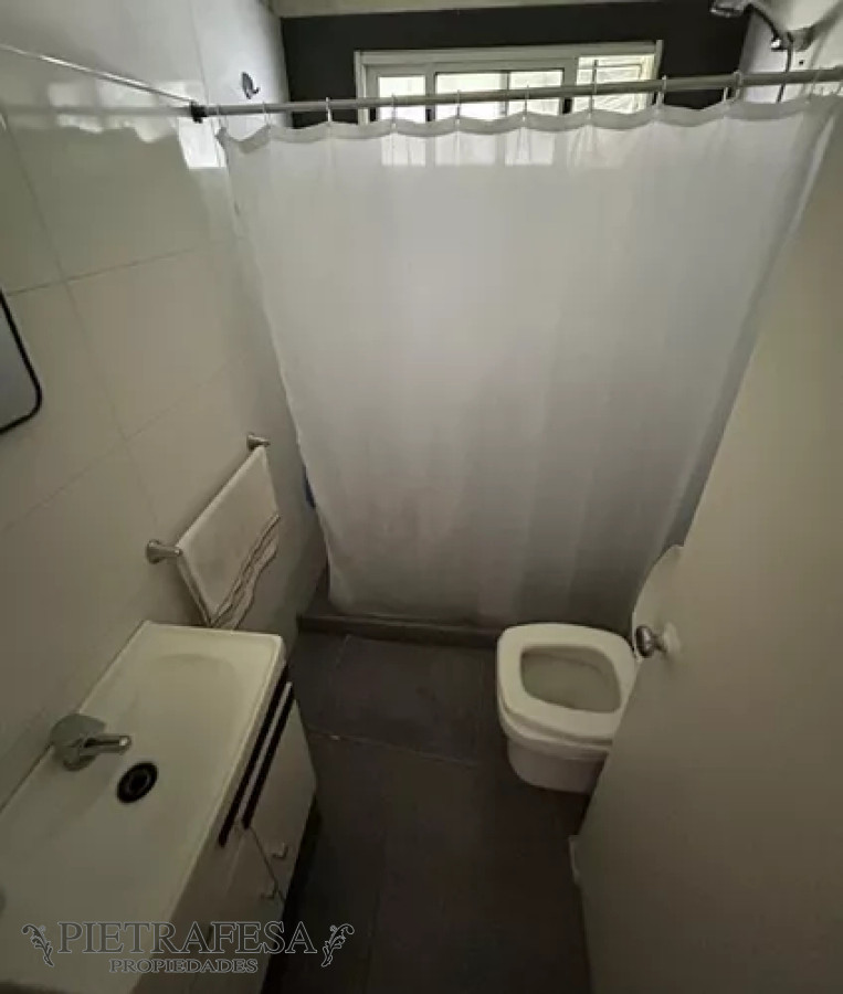 Apartamento ID.12609 - Apartamento en alquiler, 2dorm, 1baño. Malvin Norte.
