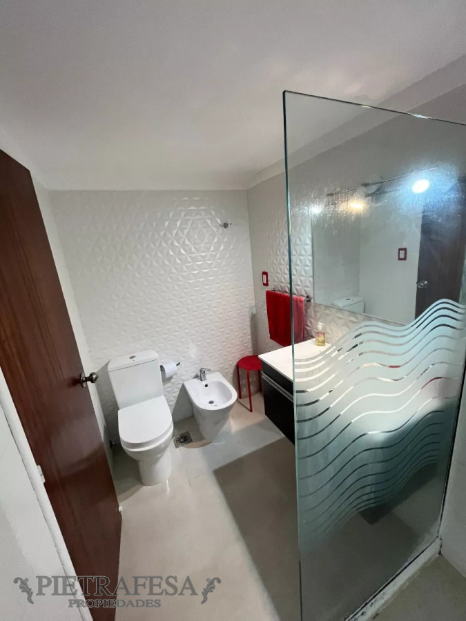 Apartamento ID.7989 - Apartamento en venta 2 dormitorios, 2 baños, balcón y garaje-21 De Setiembre -Punta Carretas