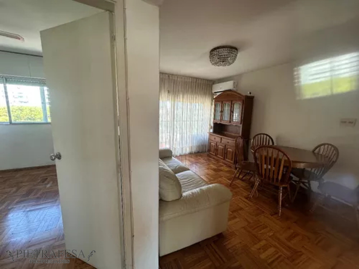Apartamento ID.12715 - Apartamento en venta, 2dormitorios, 1baño, terraza lavadero. Malvin.