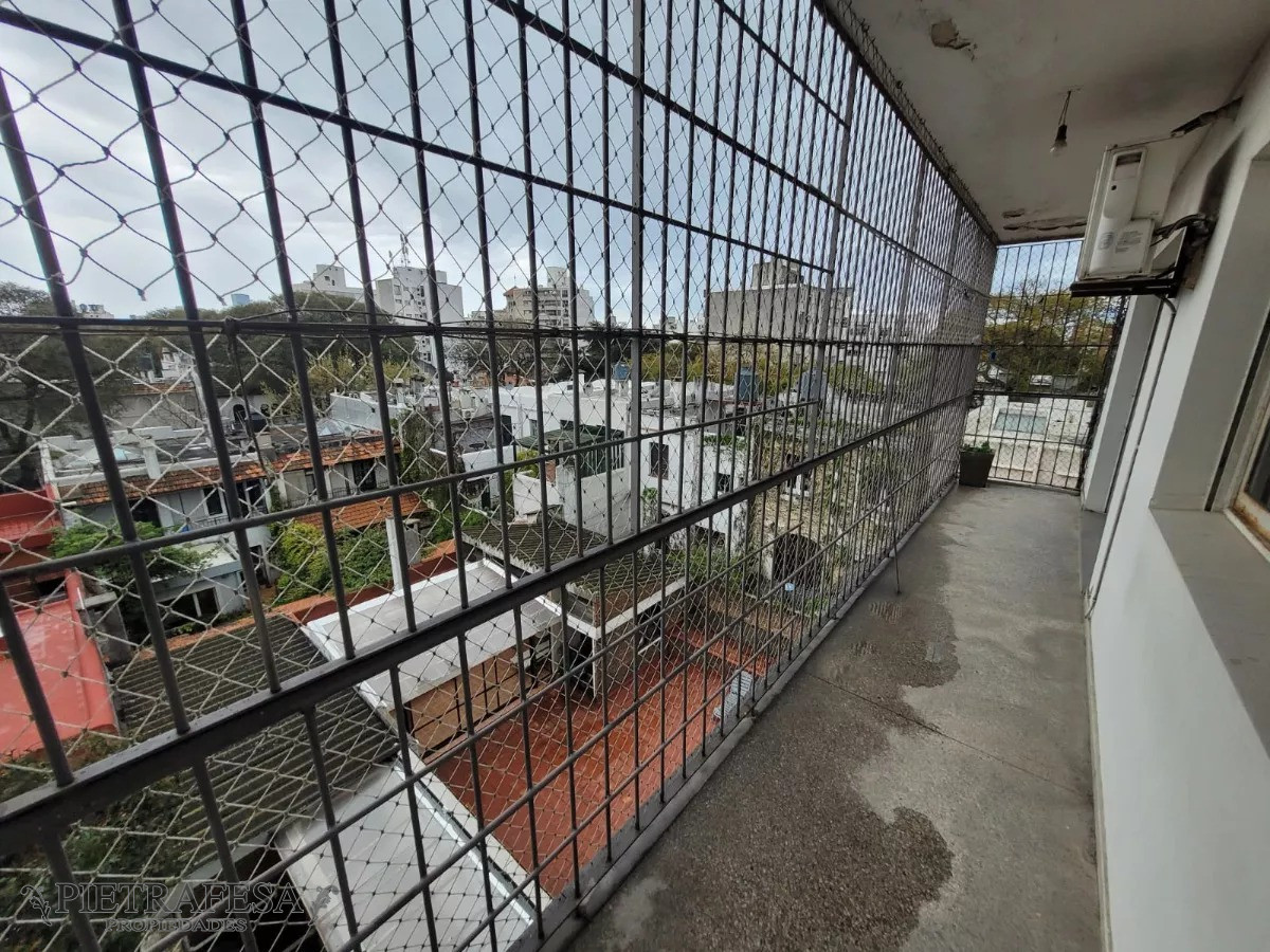 Apartamento ID.7626 - Apartamento en venta 3 dormitorios, 3 baños, balcón y garaje- Avenida Brasil -Pocitos