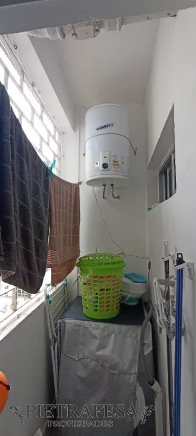 Apartamento ID.9860 - Apto en venta 2 dormitorios, 1 baño-Aguada