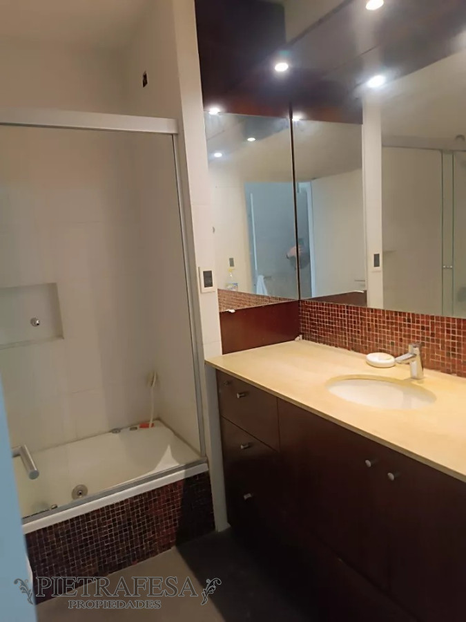 Apartamento ID.13197 - Apto en venta 3 dormitorios, 3 baños, gje-Punta Carretas