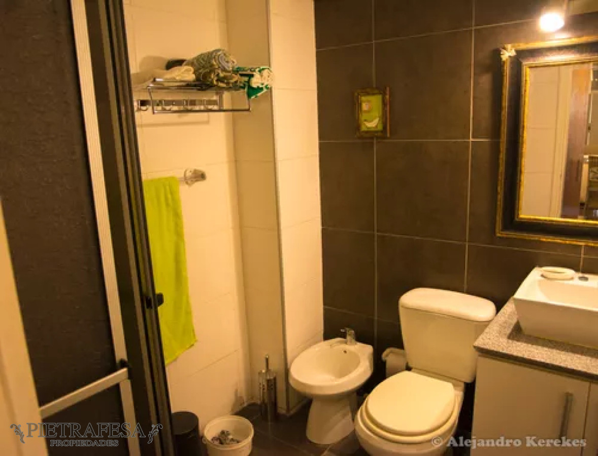Apartamento ID.13080 - Apartamento en alquiler, monoambiente, 1baño, terraza, amueblado. Pocitos.