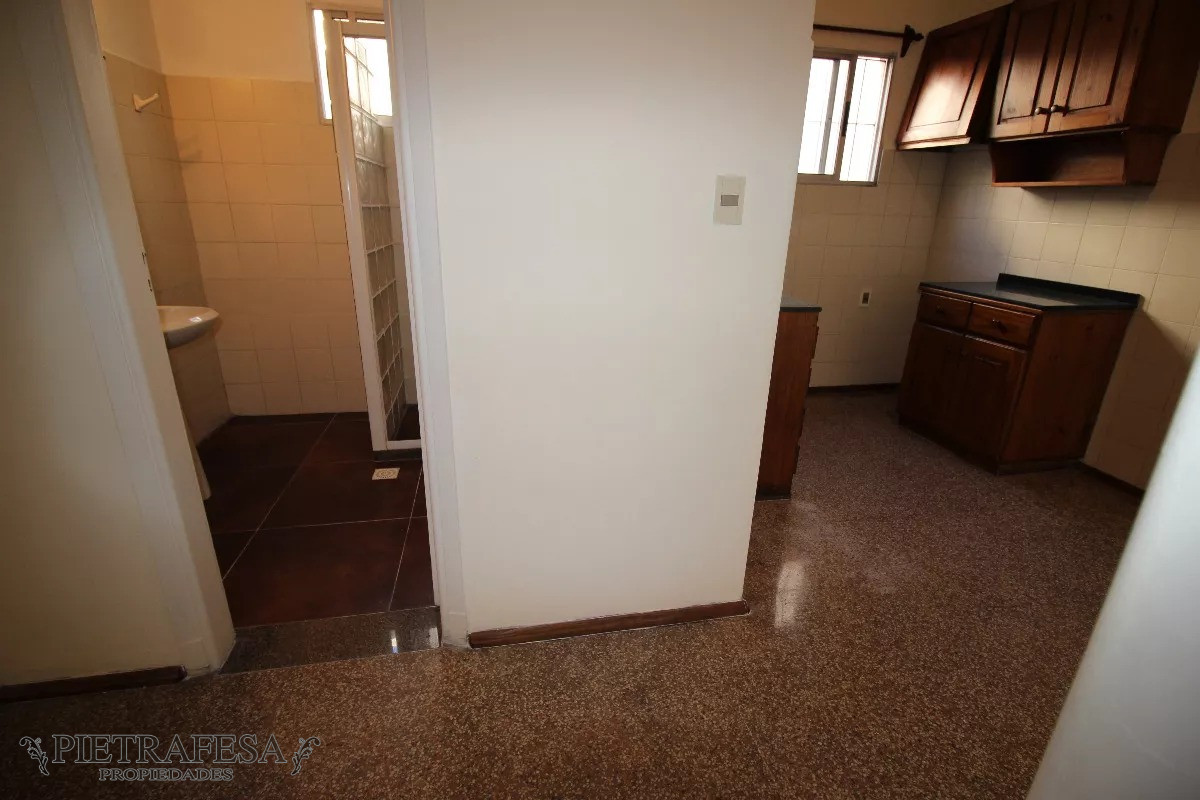 Apartamento ID.8714 - Apto con renta 2 dormitorios 1 baño- Malvin