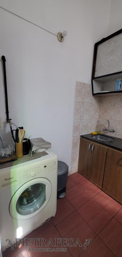 Apartamento ID.12874 - Apto en venta con renta 2 dorm, 1 baño-Aguada 