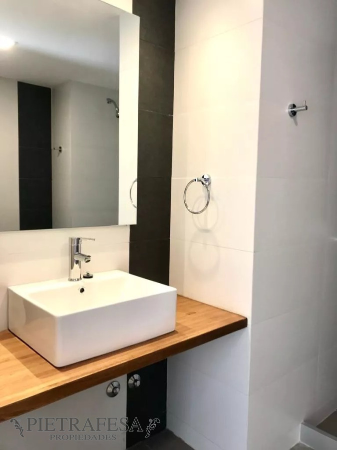 Apartamento ID.7677 - Apartamento en venta con renta, 2 dormitorio, 1 baño y balcón-Durazno -Barrio Sur