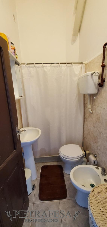 Apartamento ID.12874 - Apto en venta con renta 2 dorm, 1 baño-Aguada 