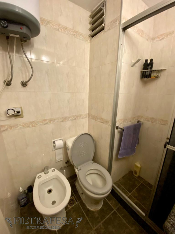 Apartamento ID.5292 - Apartamento en venta 3 dormitorios, 1 baño y garaje- Liber Arce- Buceo