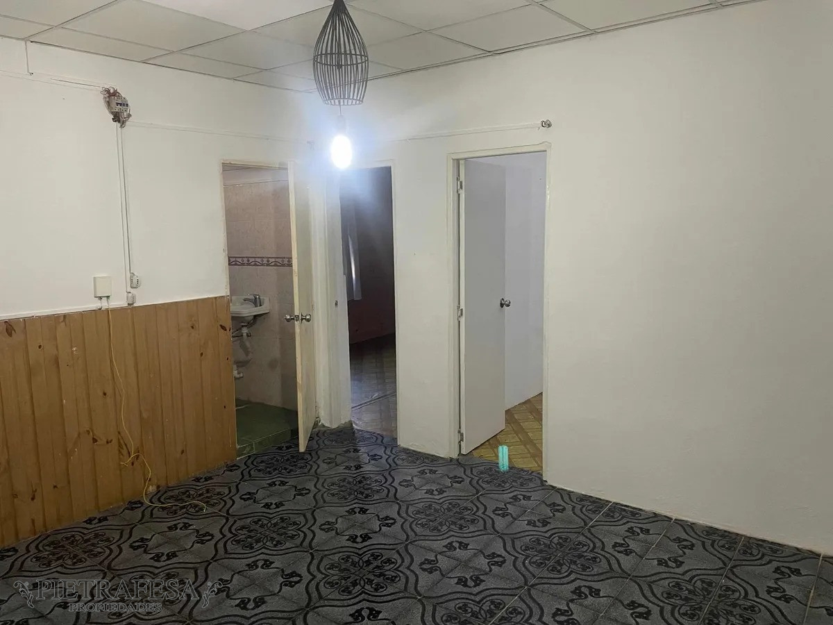 Apartamento ID.5170 - Apartamento con renta 2 dormitorios, 1 baño y patio- Juan Francisco Martínez -Villa Española