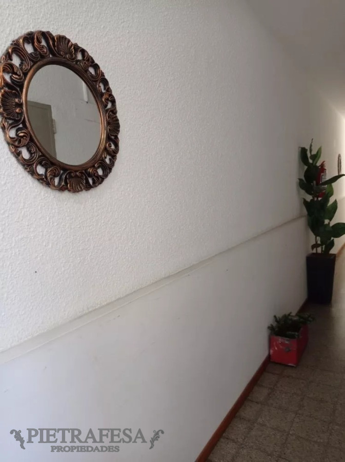 Apartamento ID.6790 - Apartamento en venta 1 dormitorio, 1 baño-Joaquín Requena -Tres Cruces