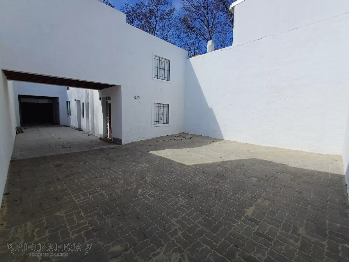 Apartamento ID.10830 - Apto en venta 2 dormitorios, 1 baño, cochera-Jacinto Vera