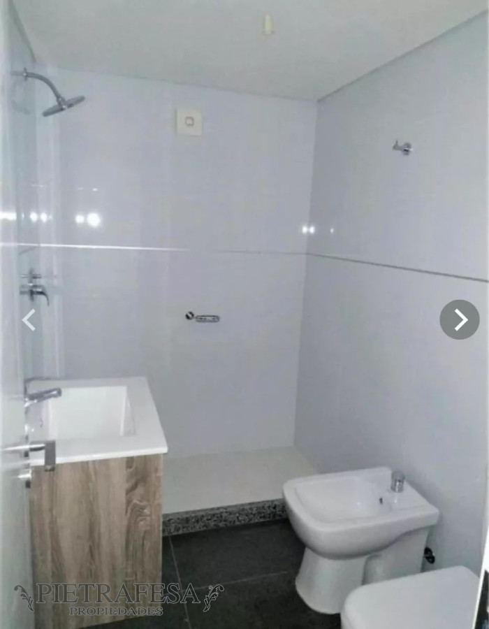 Apartamento ID.11982 - Apto en venta 2 dormitorios, balcón, garaje- Cordón 