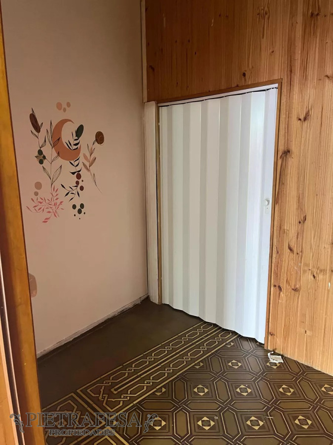 Apartamento ID.12083 - Apto en venta 3 dormitorios, 1 baño-Centro 