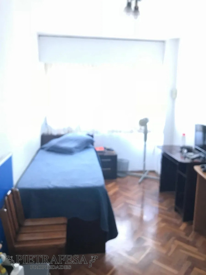 Apartamento ID.4514 - Apartamento en venta, 4 dormitorios, 2 baños, terraza-lavadero, -Colonia-Centro