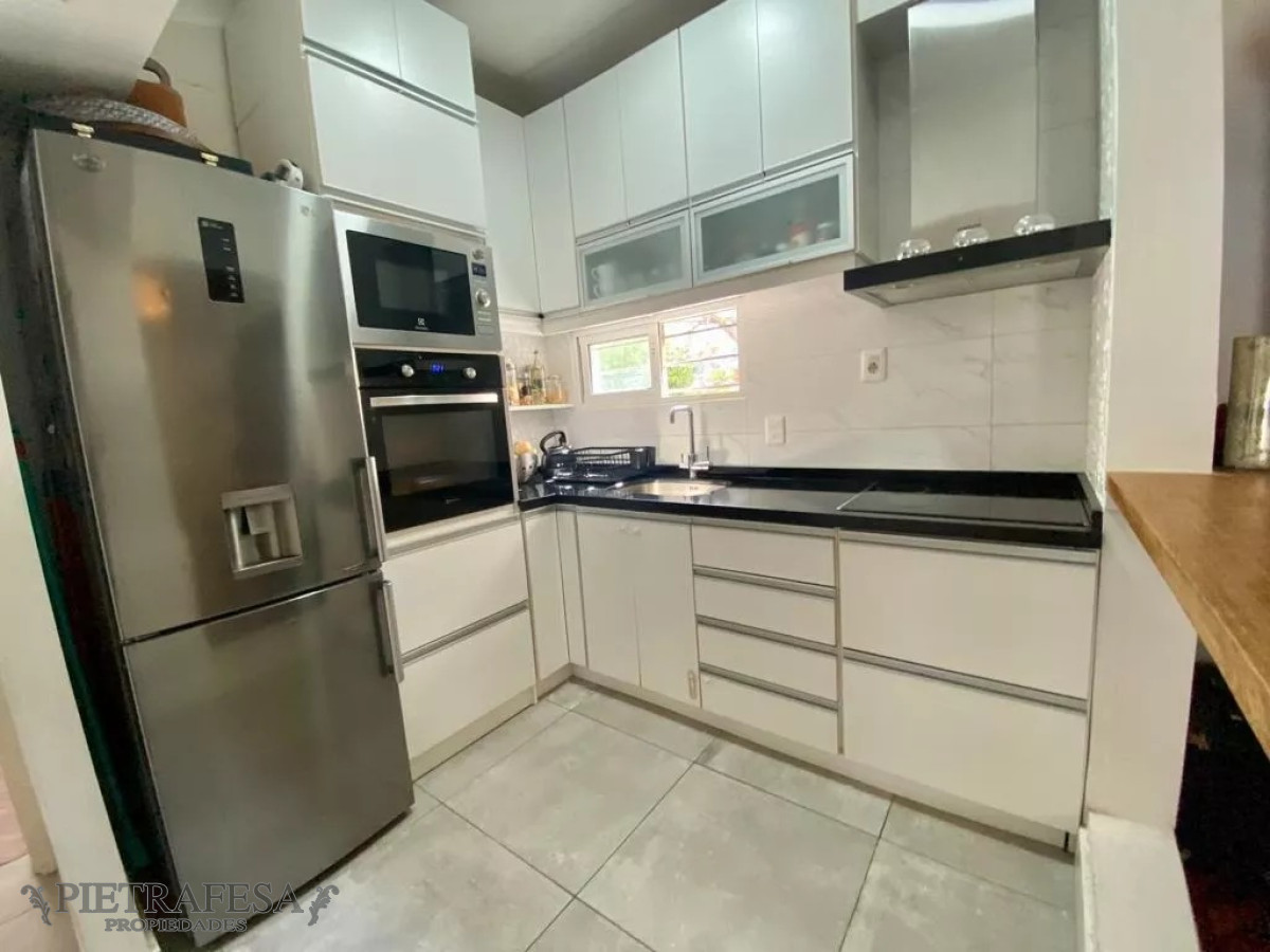 Apartamento ID.8074 - Apartamento en venta 2 dormitorios, 2 baños y balcón- Tomás De Tezanos -Buceo