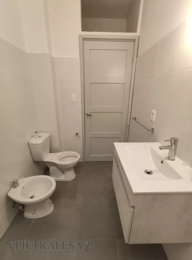 Apartamento ID.11679 - Apto en venta, 1 dormitorio, patio y azotea- Brazo Oriental