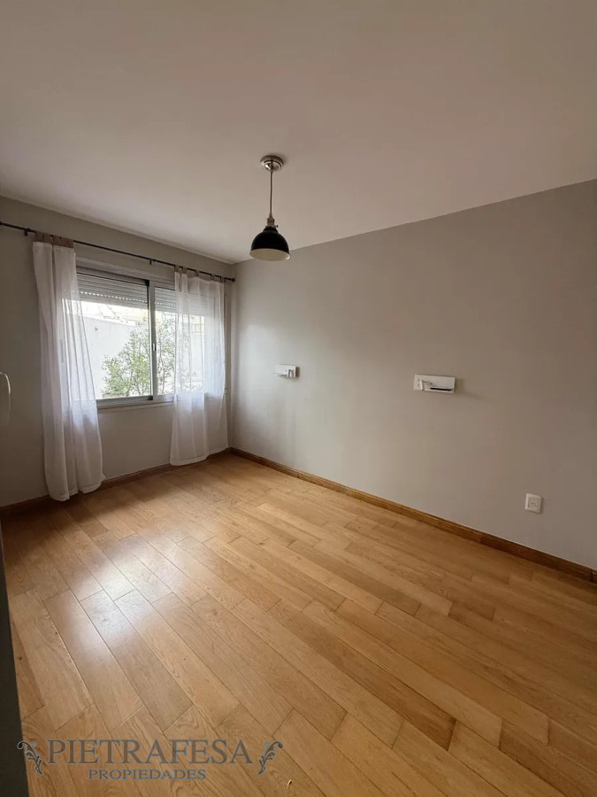 Apartamento ID.13427 - Apto en venta 3 dormitorios, 3 baños, gje-Pocitos