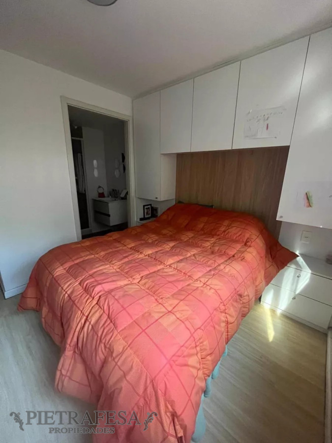Apartamento ID.8554 - Apartamento en venta 3 dormitorios, 2 baños, patio y garaje-Millán-Prado