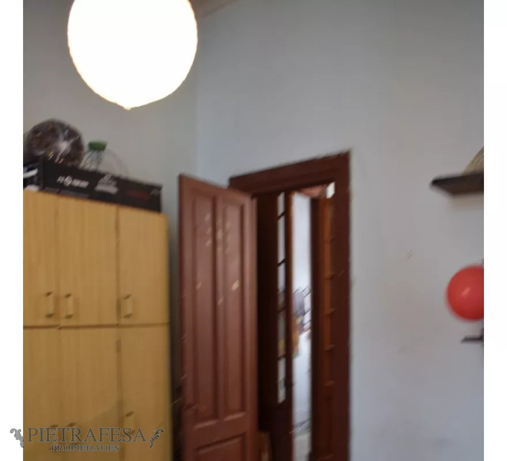 Apartamento ID.12550 - Apto en venta 5 dormitorios, 2 baños, patio-Cordón 