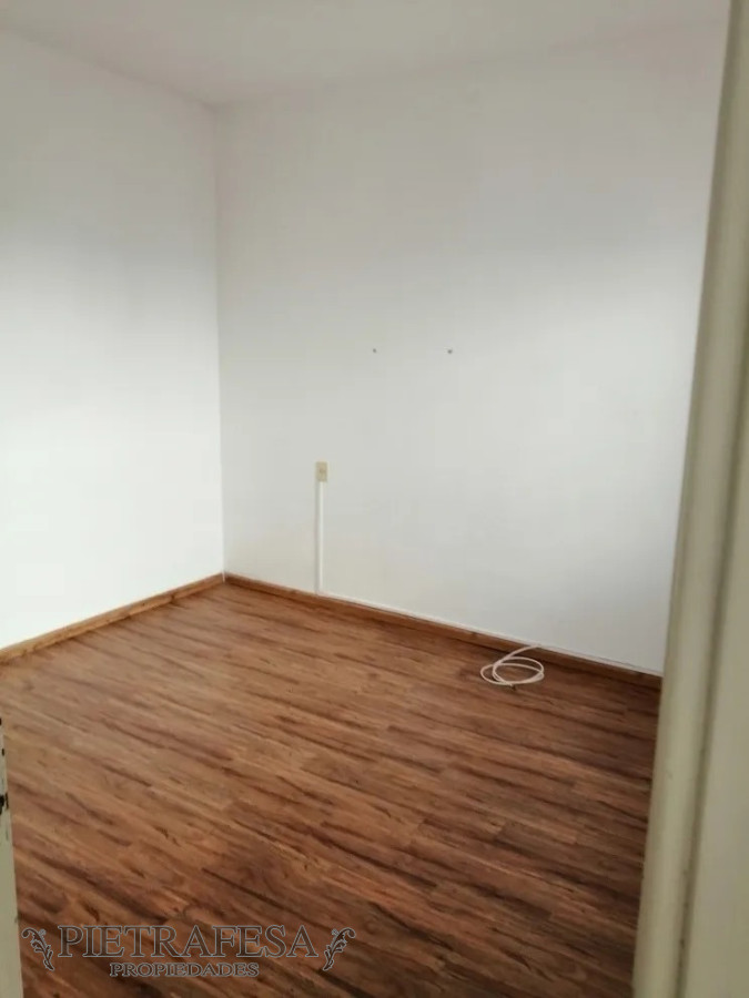 Apartamento ID.5063 - Apartamento en venta con renta , 1 dormitorio, 1 baño y patio-Estanislao Vega-Cerrito.