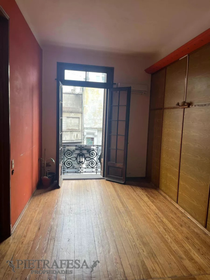 Apartamento ID.12083 - Apto en venta 3 dormitorios, 1 baño-Centro 