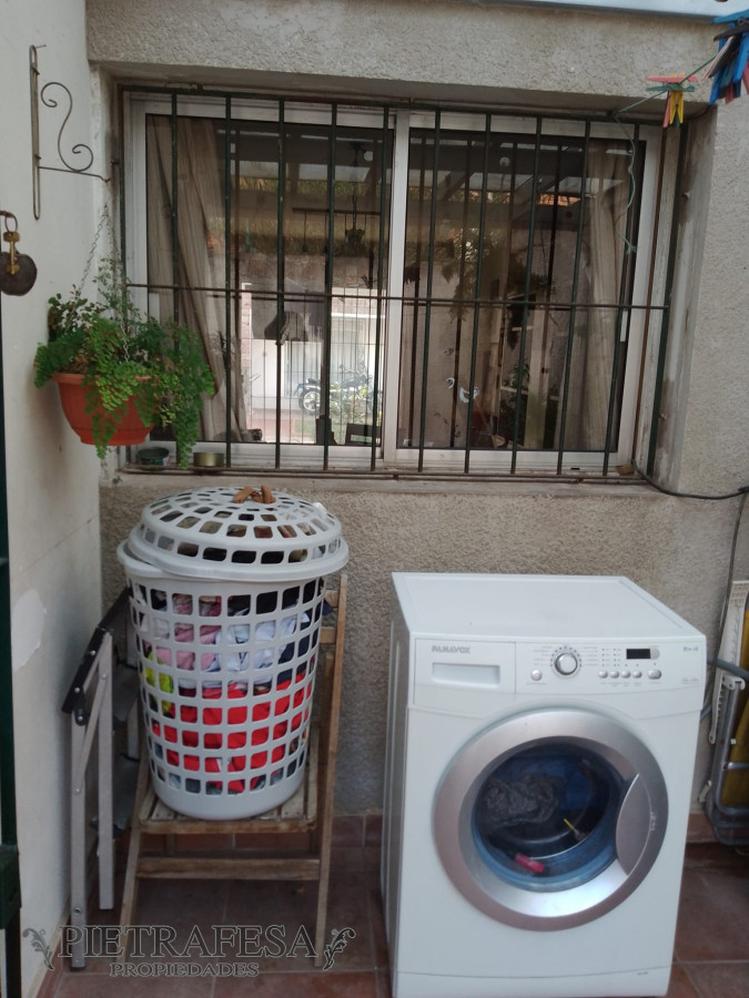 Apartamento ID.6805 - Apartamento en venta 3 dormitorios, 2 baños, patio con parrillero-Siracusa-Carrasco Norte 