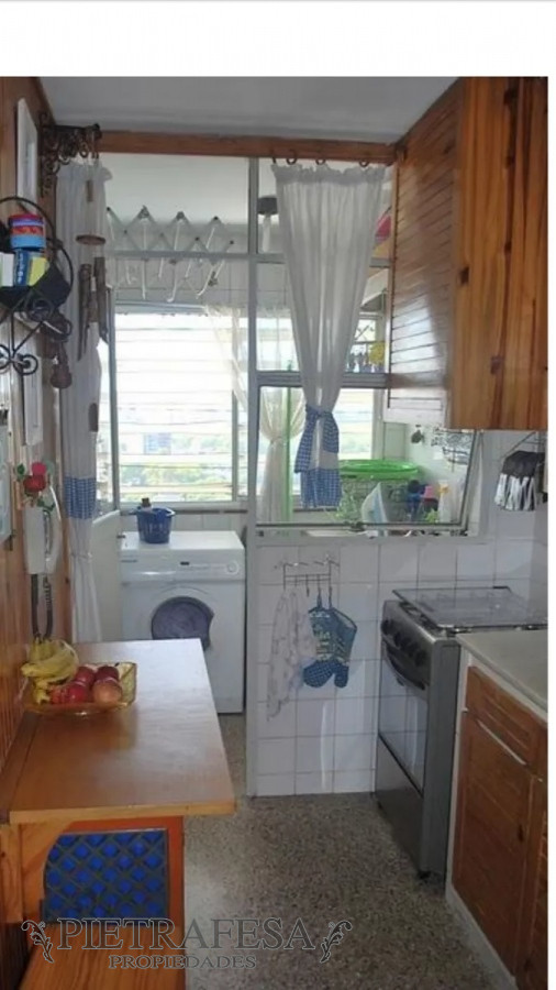 Apartamento ID.8847 - Apartamento en venta, 3 dormitorios, 1 baño. García de Zuñiga, Punta Carretas.