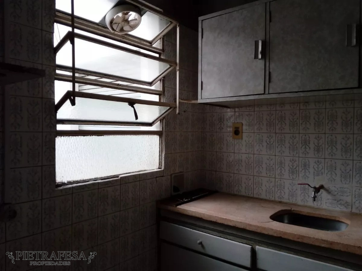 Apartamento ID.7998 - Apartamento en venta 2 dormitorios, 1 baño y balcón-José L. Terra-Goes