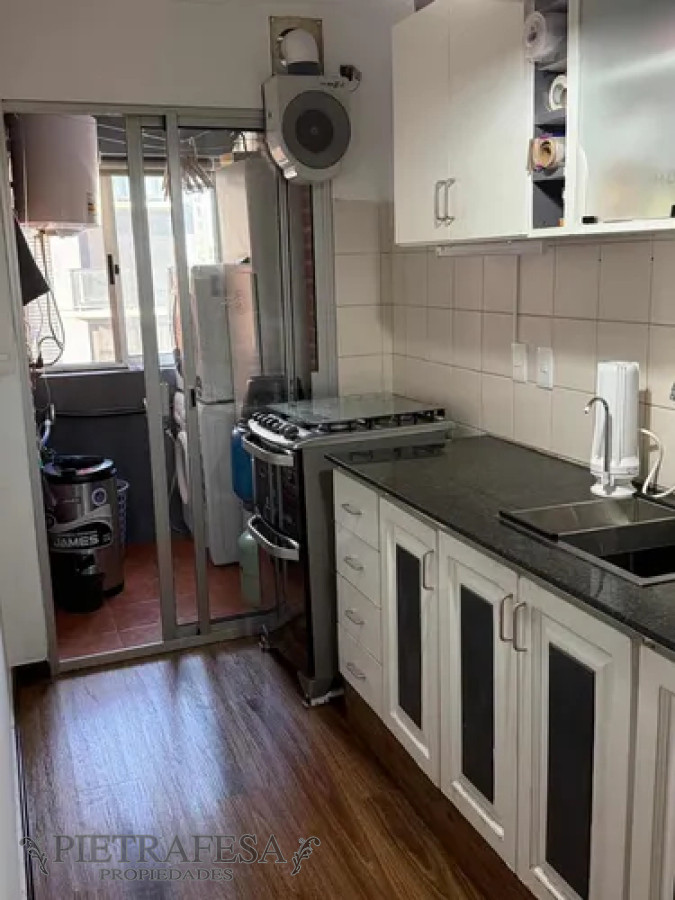 Apartamento ID.13745 - Apartamento en alquiler, 2dormitorios, 1baño, terraza lavadero. Centro.