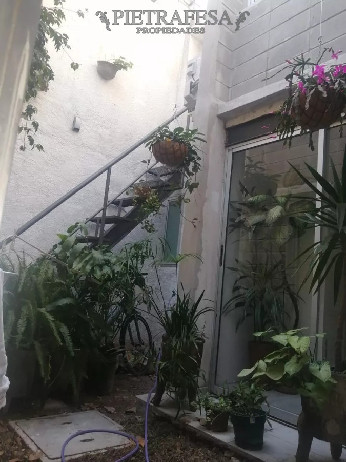 Apartamento ID.6325 - Apartamento en venta 2 dormitorios, 2 baños, patio y barbacoa, Maldonado, Palermo. 