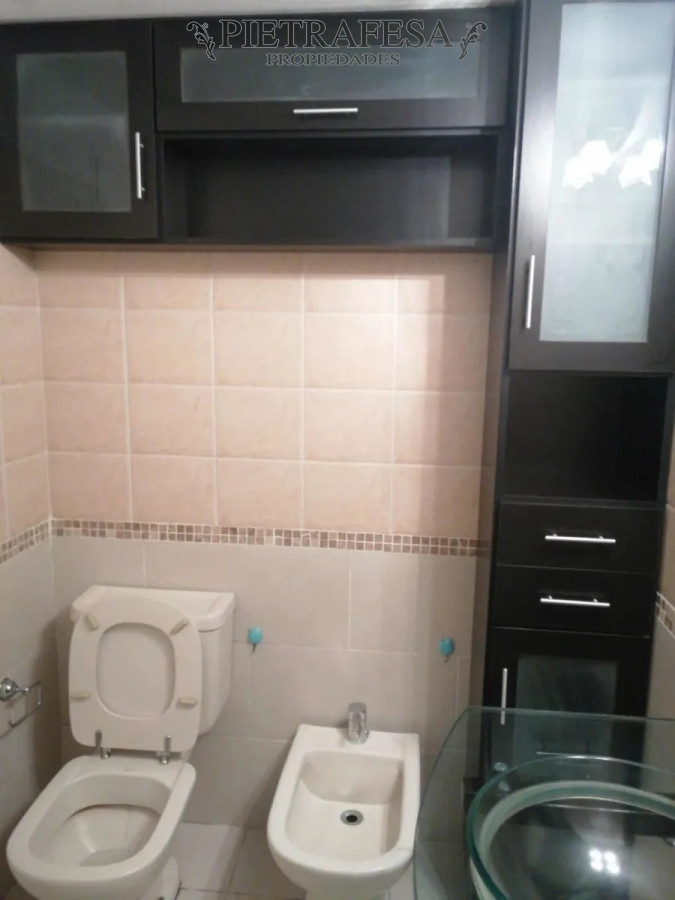 Apartamento ID.4790 - Apartamento en venta  con renta 2 dormitorios, 1 baño y cochera opcional- Canelones- Centro