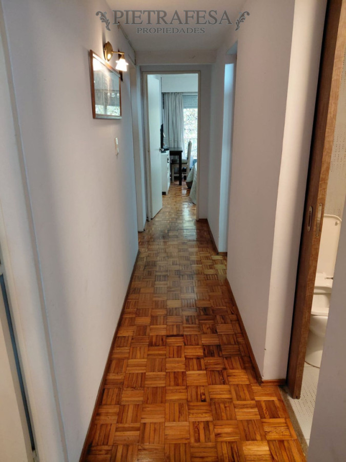 Apartamento ID.15799 - Apartamento en venta, 3 dormitorios, 2 baños, terraza, garaje. Centro.