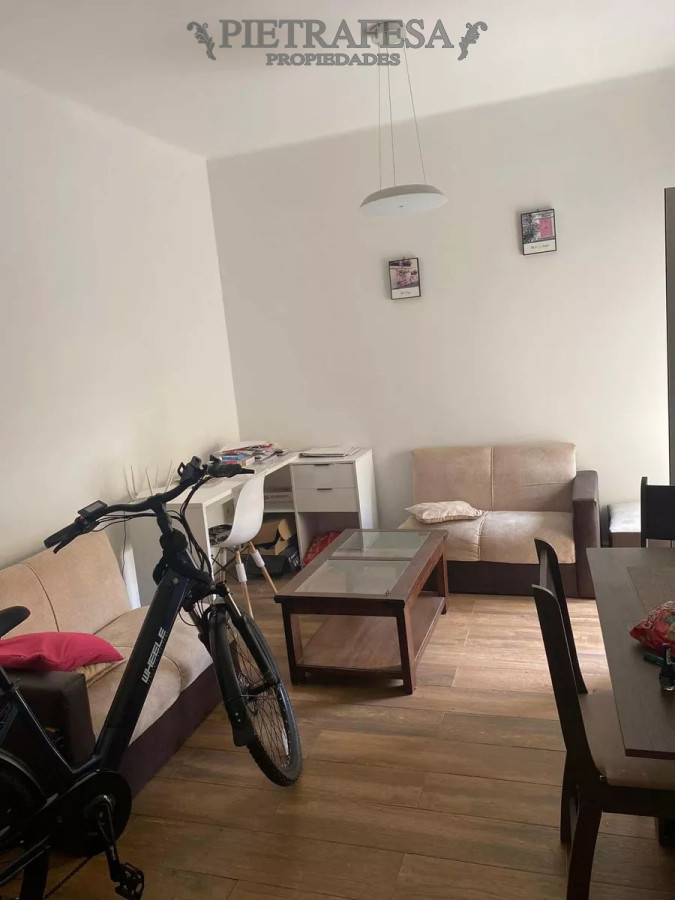 Apartamento ID.11184 - Apto en venta con renta 2 dormitorios, 1 baño, patio-Tres Cruces