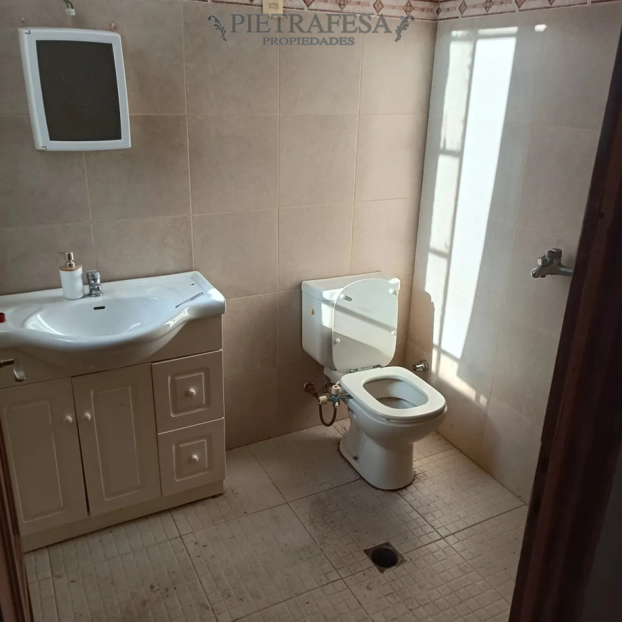 Apartamento ID.13857 - Apto en venta sobre avenida, 4 dormitorios, 2 baños- Centro