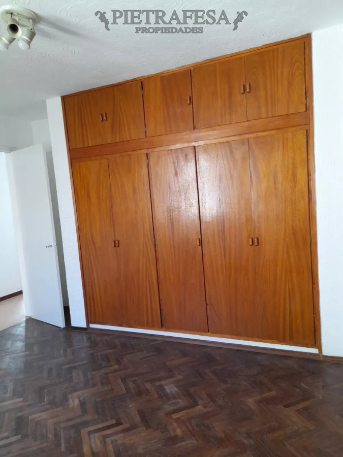 Apartamento ID.6752 - Apartamento en venta con renta 2 dormitorios, 1 baño-Andrés Aguiar -Buceo