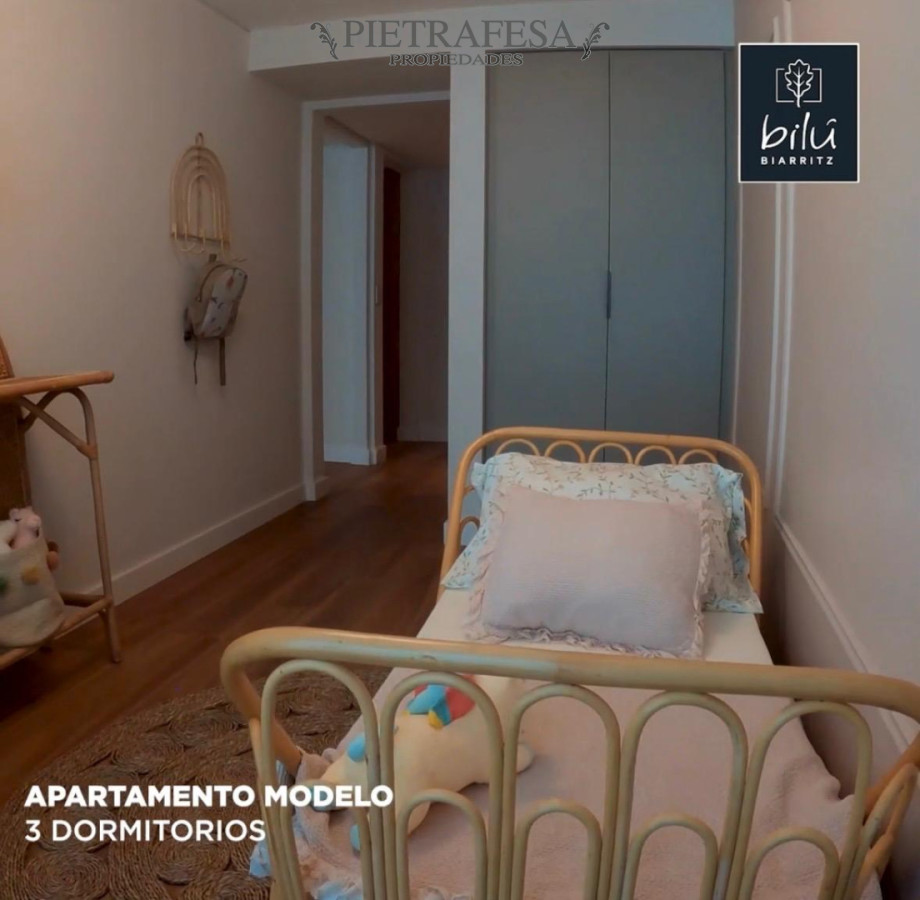 Apartamento ID.14255 - Apartamento de lujo Punta Carretas · 3 dormitorios · 4 baños · a metros del mar!
