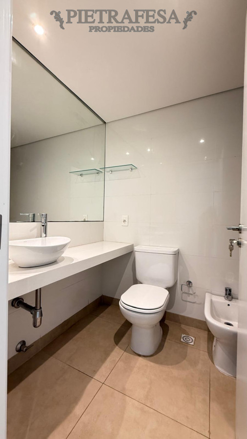 Apartamento ID.3767 - Apartamento en venta monoambiente, 1 baño, patio - Francisco Muñoz - Pocitos