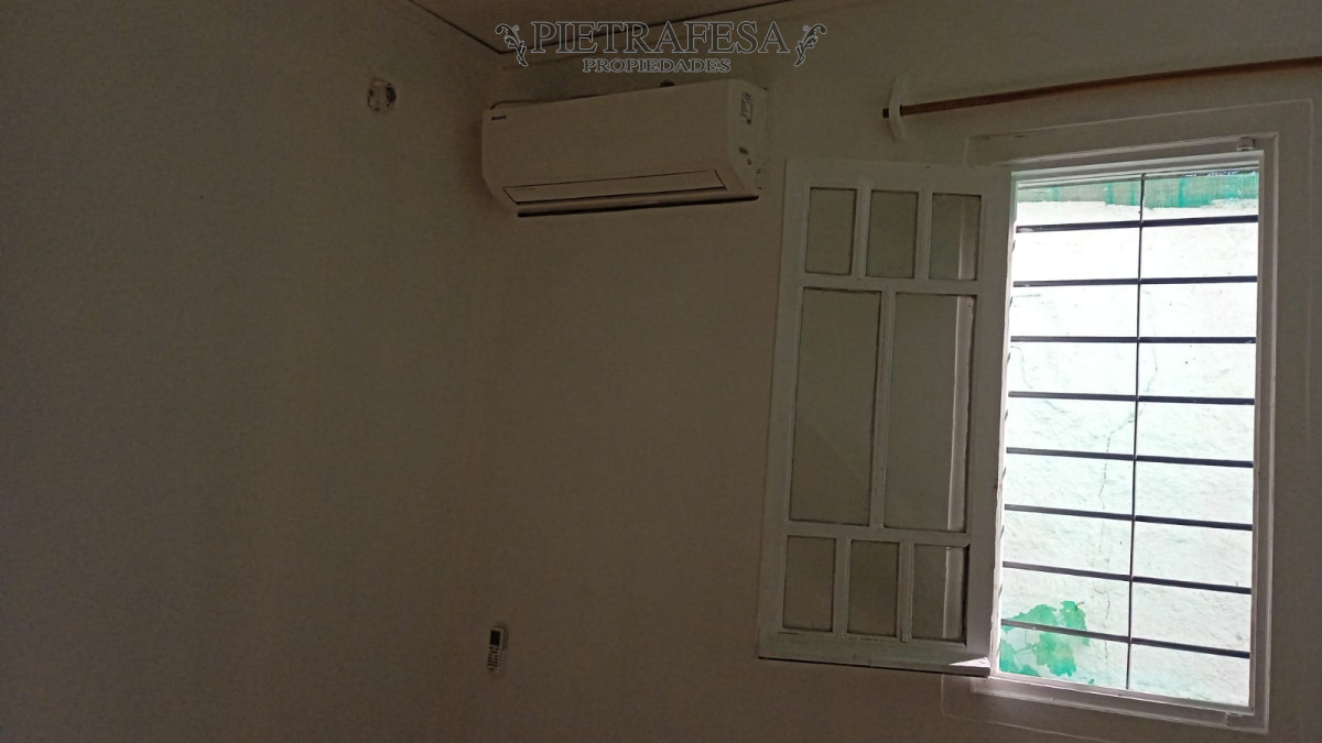 Apartamento ID.13554 - Apartamento en alquiler, 2dormitorios, 1baño, patio, amueblado. Sayago.