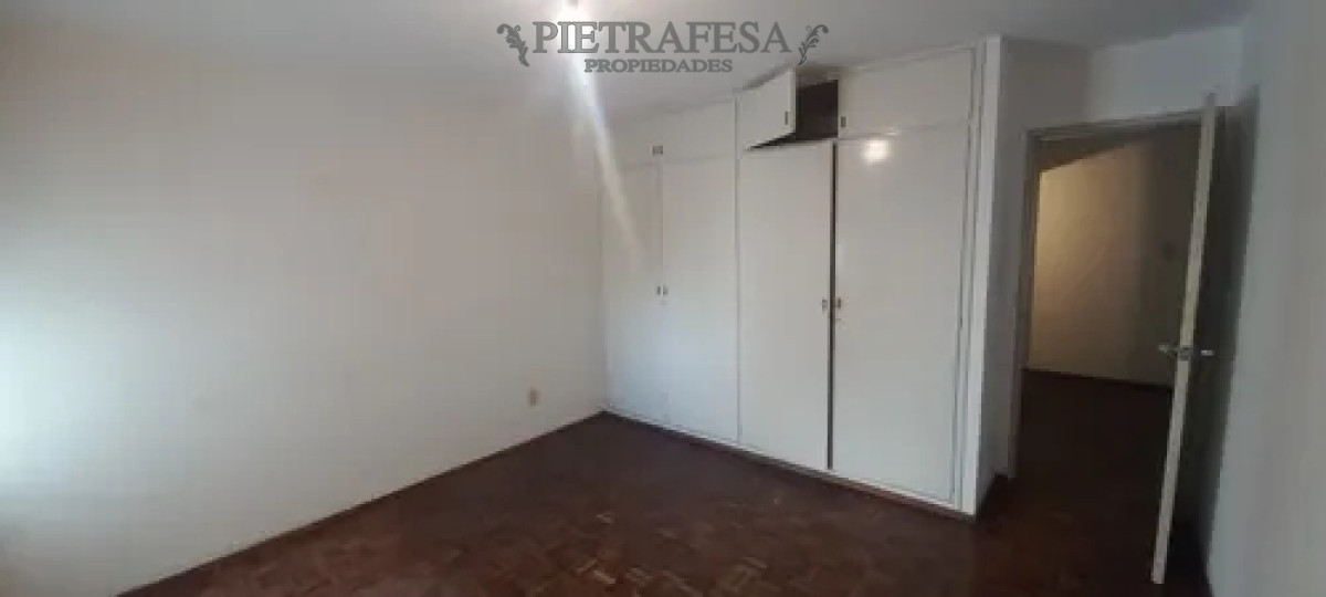Apartamento ID.13645 - Apartamento en alquiler, 3dormitorios, 2baños, balcón, terraza lav. Cordón. 