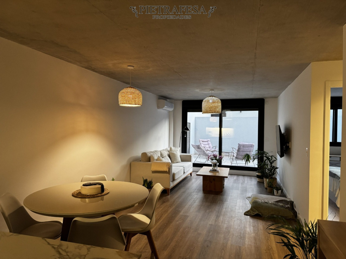 Apartamento ID.14122 - EDIFICIO BULL POCITOS - Avda. Soca y Gestido. 1Dormitorio - CON RENTA