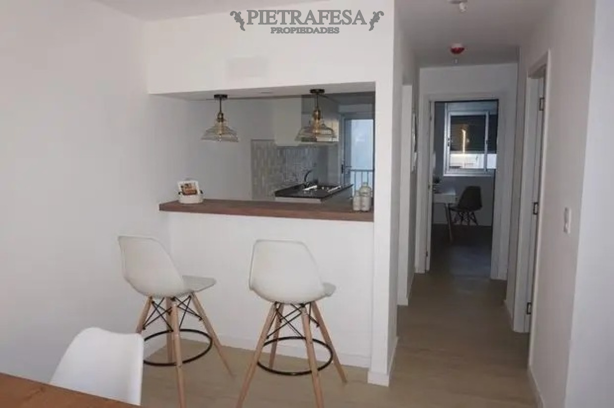 Apartamento ID.10445 - Apto con renta, 2 dormitorios, 1 baño y terraza-Barrio Sur