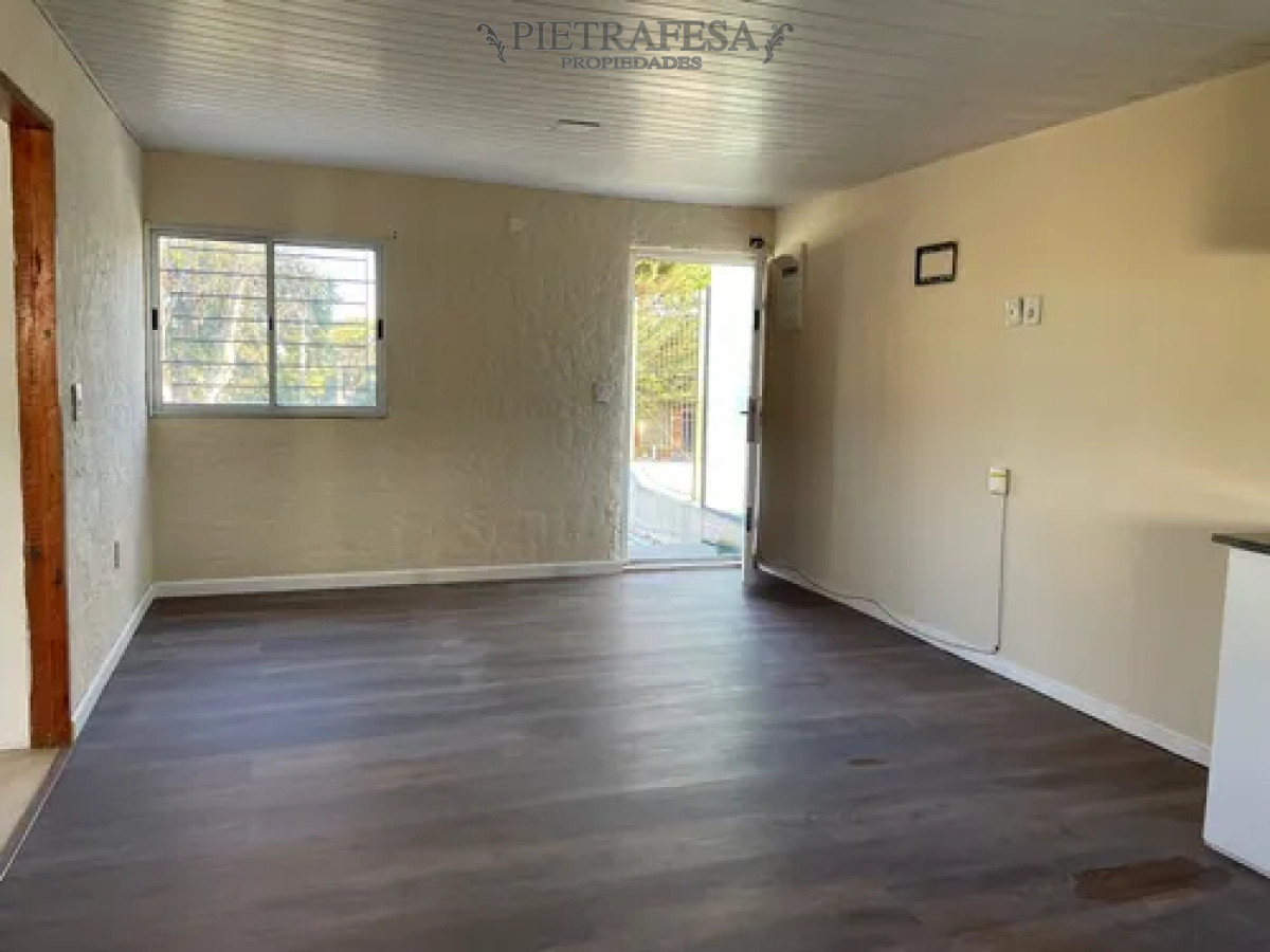 Apartamento ID.13899 - Apartamento en alquiler, 3 dormitorios, 2 baños. Colon.