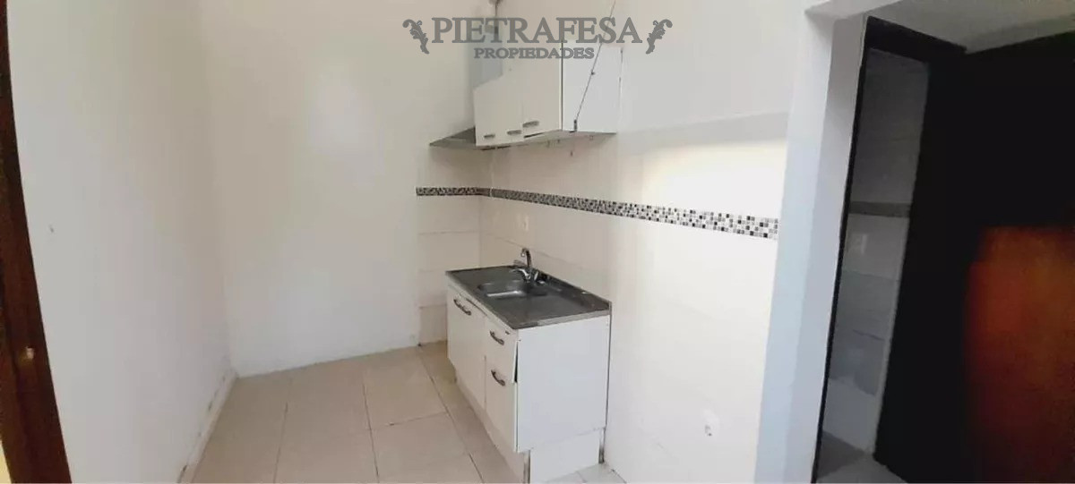 Apartamento ID.11115 - Apto con renta 2 dormitorios, 1 baño-Colón