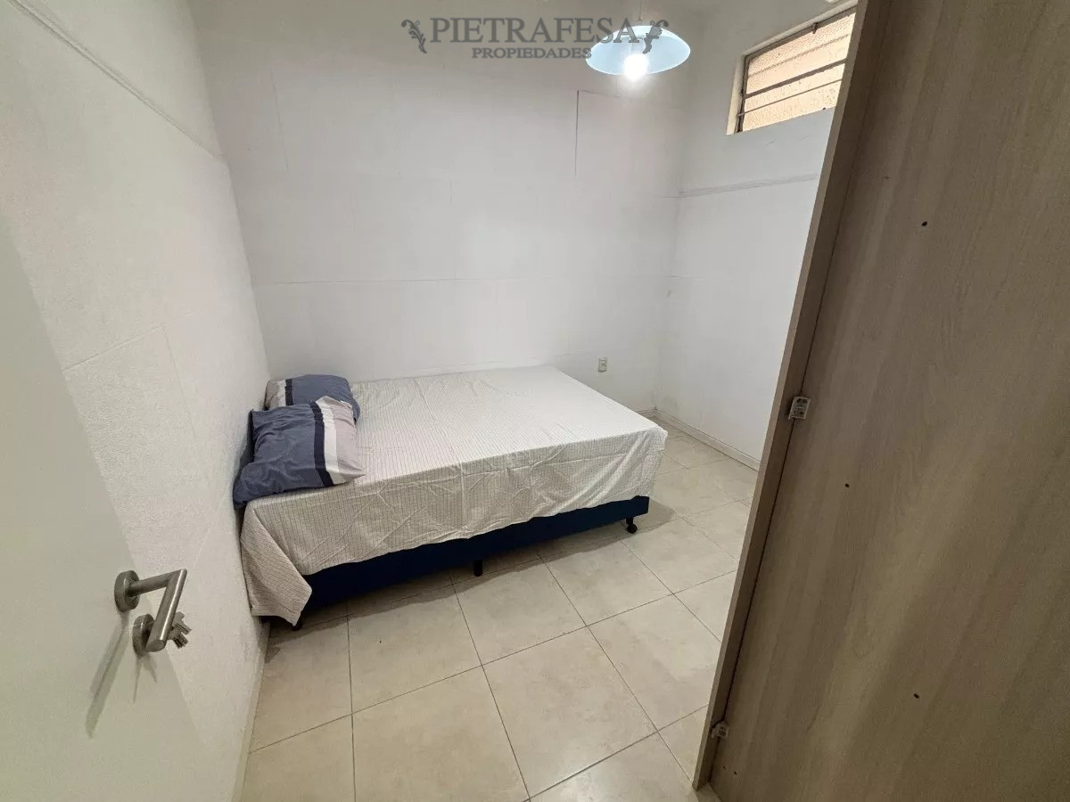 Apartamento ID.12128 - Apto en venta con RENTA 2 dormitorios, patio-Centro 