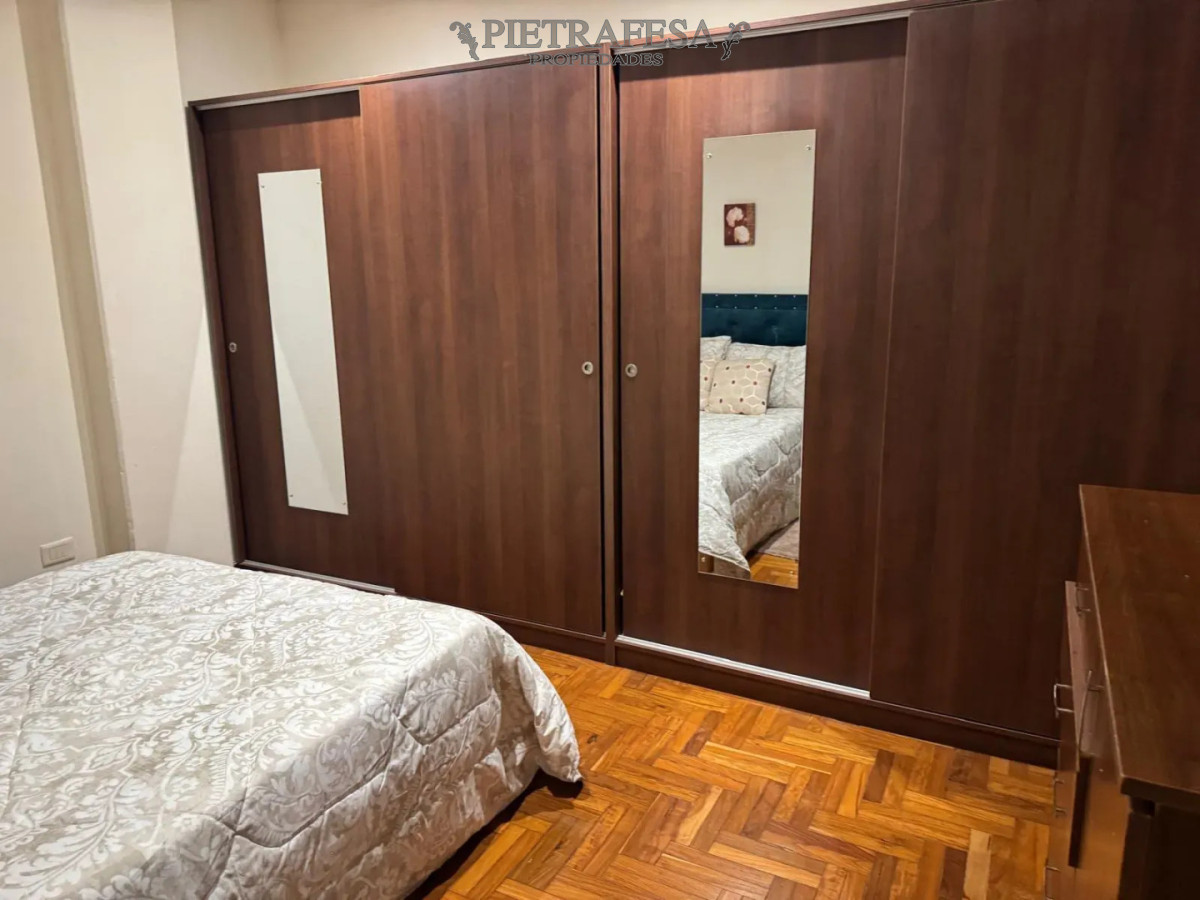 Apartamento ID.15715 - Apartamento en venta, 3 dormitorios, 1 baño. Centro.
