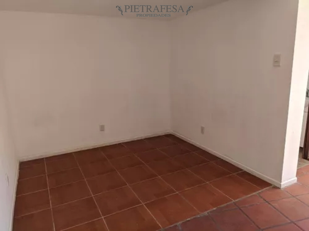 Apartamento ID.10191 - Apto en alquiler, monoambiente, 1 baño. Solymar.